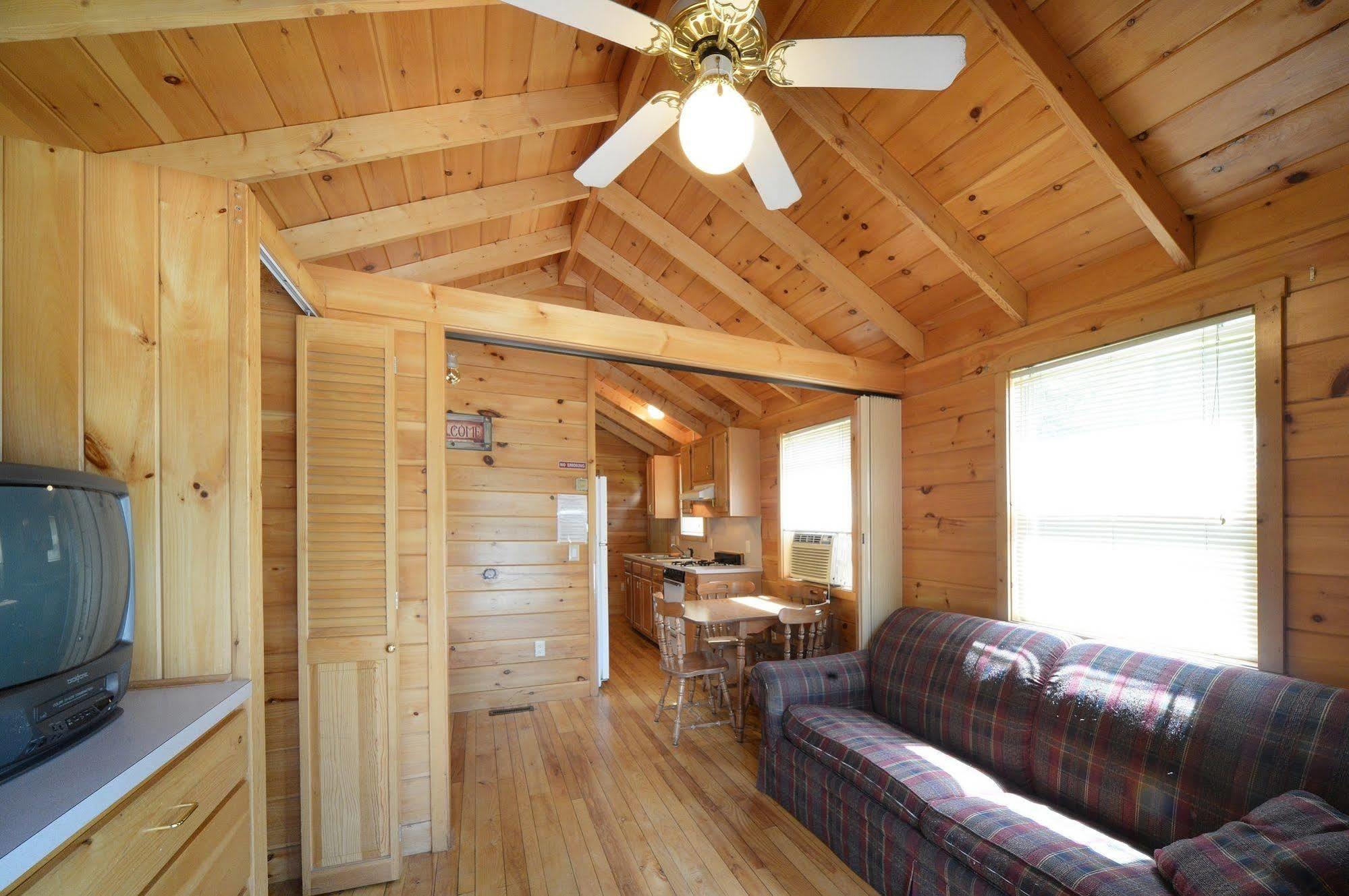 Lake George Escape - Campground Warrensburg Exterior foto